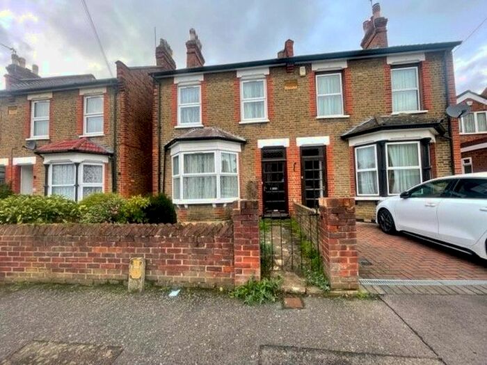 3 Bedroom Semi-Detached House To Rent In Claremont Road, Wealdstone, Harrow, HA3