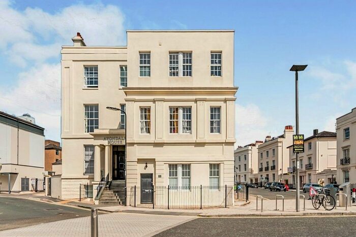 2 Bedroom Flat To Rent In Carlton Crescent, Southampton, SO15