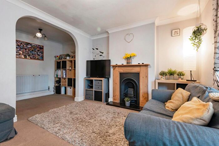 3 Bedroom Terraced House For Sale In Brookfield, Aston, Stevenage, SG2