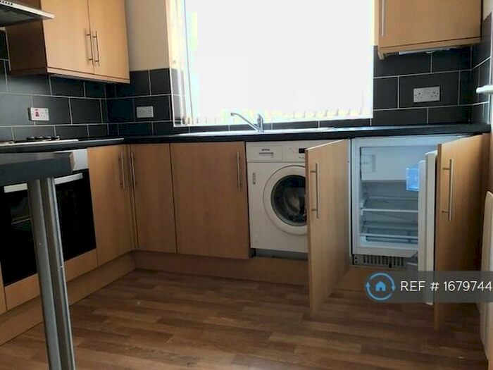 1 Bedroom Flat To Rent In Spring Gardens, Doncaster, DN1