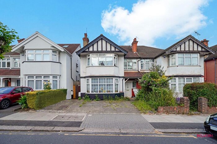 2 Bedroom Flat For Sale In Sevington Road, Hendon, London, NW4