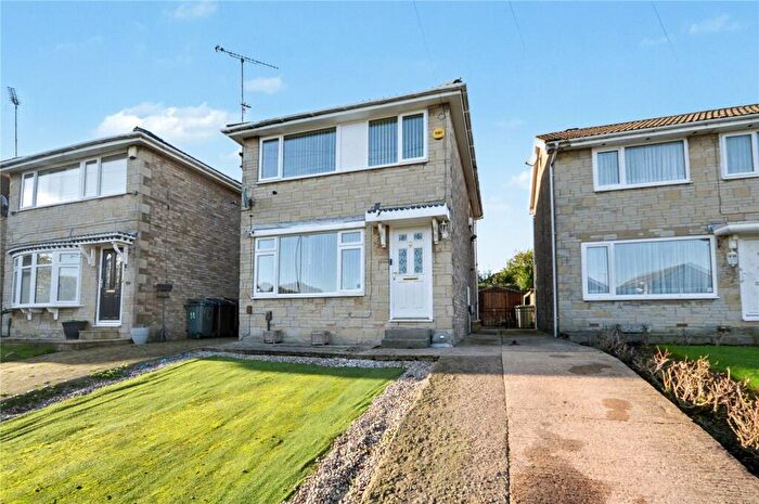 3 Bedroom Detached House For Sale In Southleigh Grange, Leeds, West Yorkshire, LS11