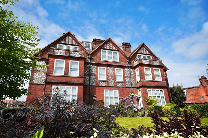 2 Bedroom Apartment For Sale In St. Margarets Road, Upton House, NR27