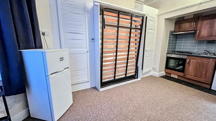 1 Bedroom Flat To Rent In Bath Road, Bristol, BS4