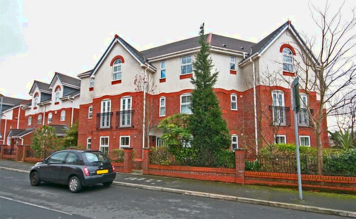 2 Bedroom Apartment To Rent In Briarfield Court, Parrswood Road, Withington, Manchester, M20