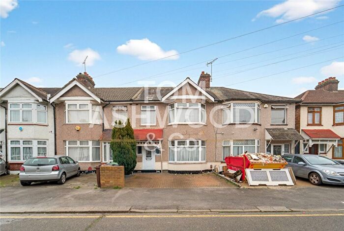 3 Bedroom Terraced House For Sale In Wadeville Avenue, Chadwell Heath, RM6