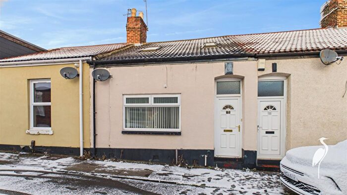 3 Bedroom Cottage For Sale In Offerton Street, Millfield, Sunderland, SR4