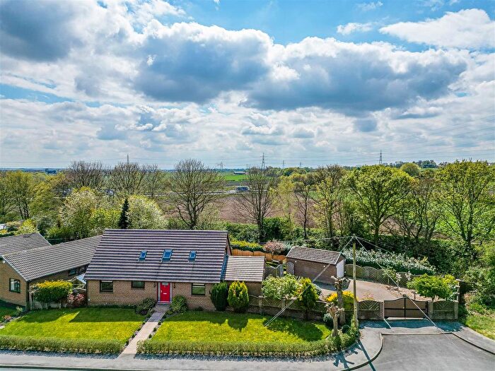 5 Bedroom Detached House For Sale In Green Bank, Lofthouse, Wakefield, WF3