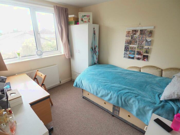 6 Bedroom End Of Terrace House To Rent In Stanway Close, Bath, BA2