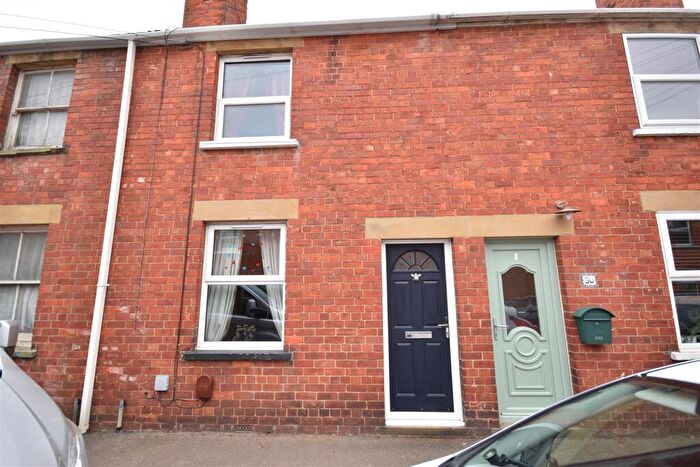 3 Bedroom Terraced House For Sale In Albion Terrace, Sleaford, Lincolnshire, NG34
