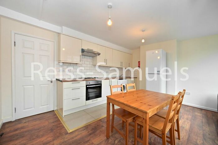 4 Bedroom Flat To Rent In Bath Terrace, Borough, London, Borough, Southwark, London, SE1
