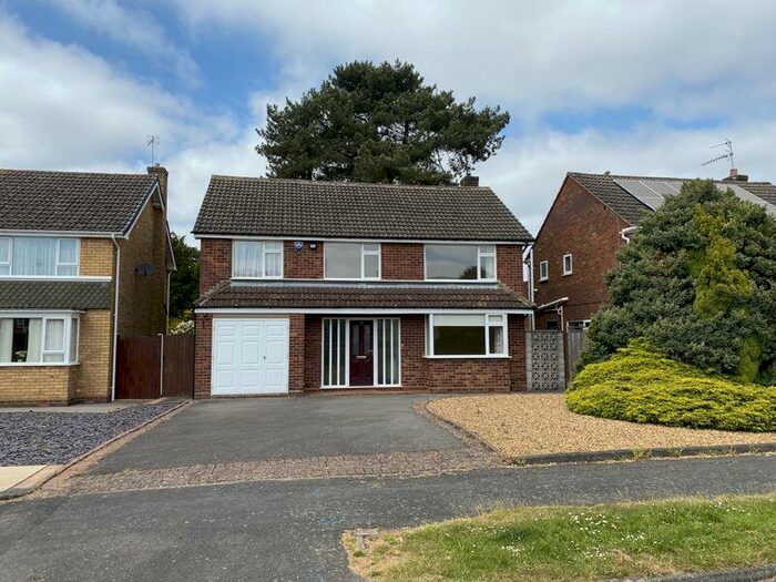 4 Bedroom Detached House To Rent In Broughton Road, Pedmore, DY9