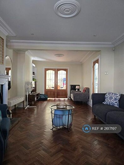 3 Bedroom Semi-Detached House To Rent In Saltash Road, Welling, DA16