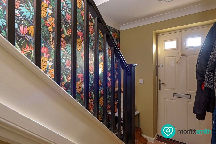 3 Bedroom End Of Terrace House For Sale In Middle Meadow, Shireoaks, Worksop, S81