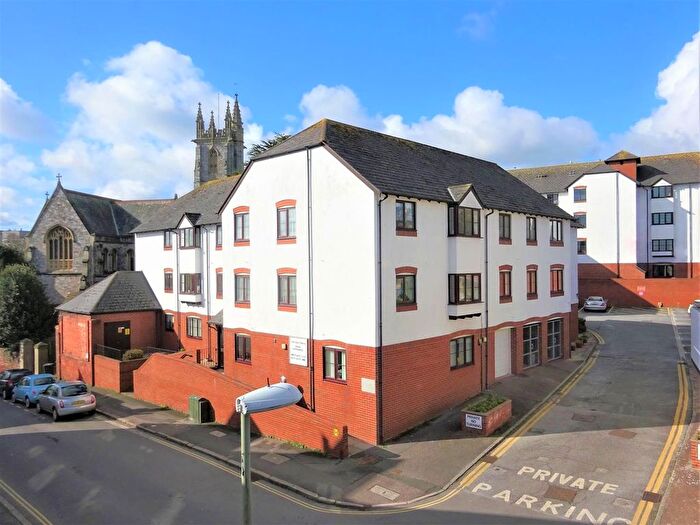 2 Bedroom Flat For Sale In Church Street, Heavitree, Exeter, EX2