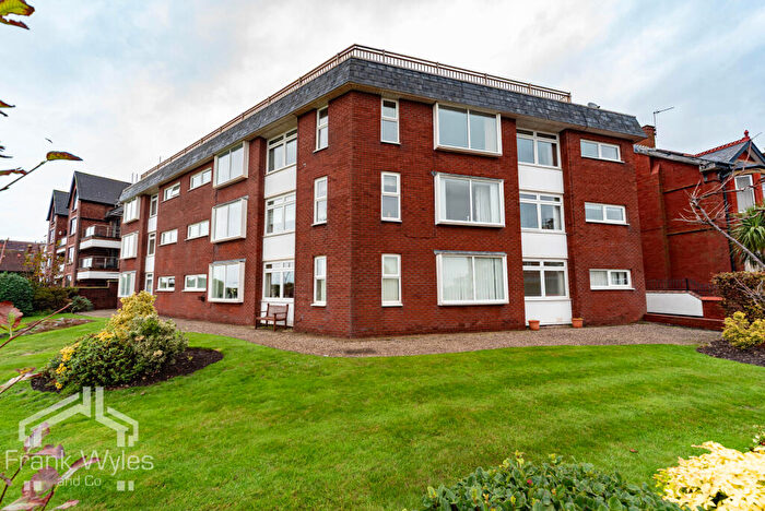 2 Bedroom Flat For Sale In High Legh, Marine Drive, Lytham St. Annes, Lancashire, FY8