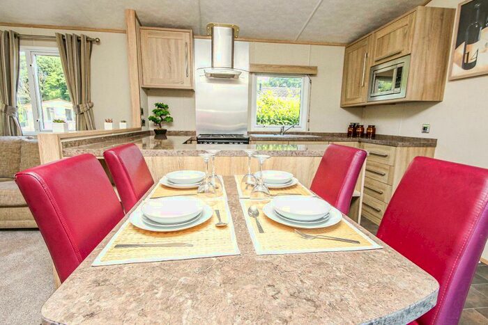 2 Bedroom Mobile Home For Sale In Brooklyn Holiday Park, Gravel Lane, Banks, Southport, PR9