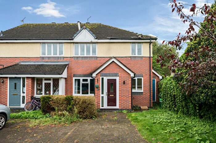 2 Bedroom Flat To Rent In Sedgefield Road, Chester, Cheshire, CH1