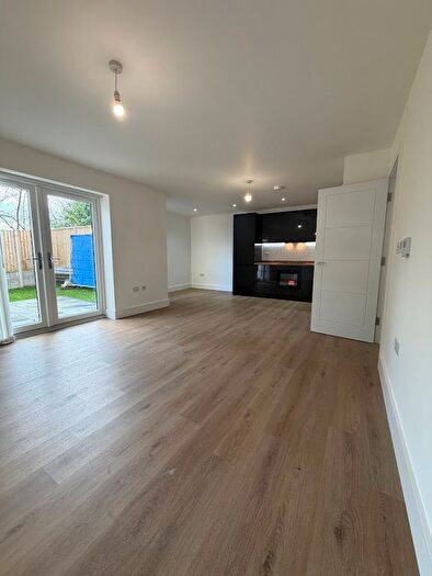 2 Bedroom Flat To Rent In Seymour Avenue, Luton, LU1