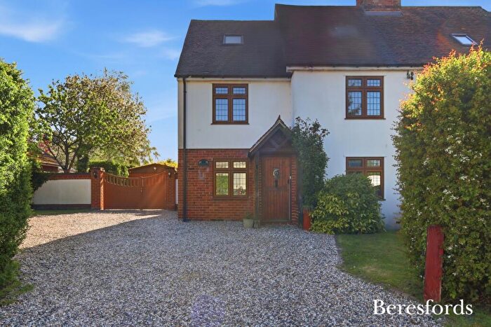 4 Bedroom Semi-Detached House For Sale In Nathans Lane, Edney Common, CM1