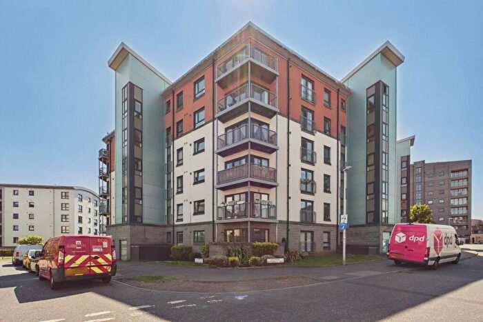 2 Bedroom Flat For Sale In Flat, Lochend Park View, Lochend, Edinburgh, EH7