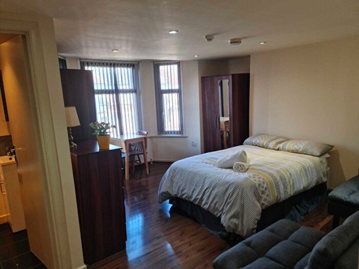 Studio To Rent In Balmoral Road, London, NW2