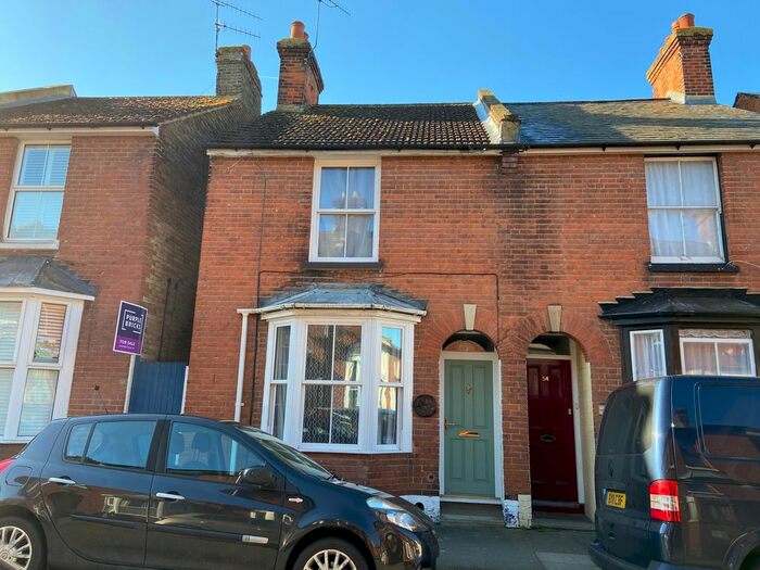 3 Bedroom Property To Rent In York Road, Canterbury, CT1