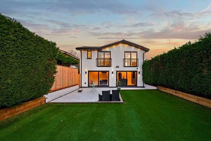 5 Bedroom Detached House For Sale In Bank Side, Westhoughton, Bolton, BL5