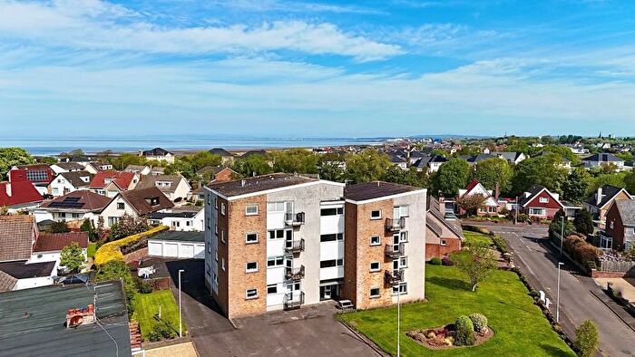 3 Bedroom Flat For Sale In Goukscroft Court, Doonfoot, Ayr, KA7