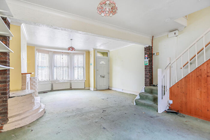 2 Bedroom Terraced House For Sale In Church Road, Portslade, Brighton, BN41