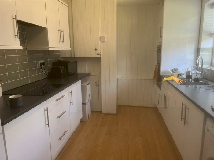 House To Rent In Titmus Drive, Crawley, RH10