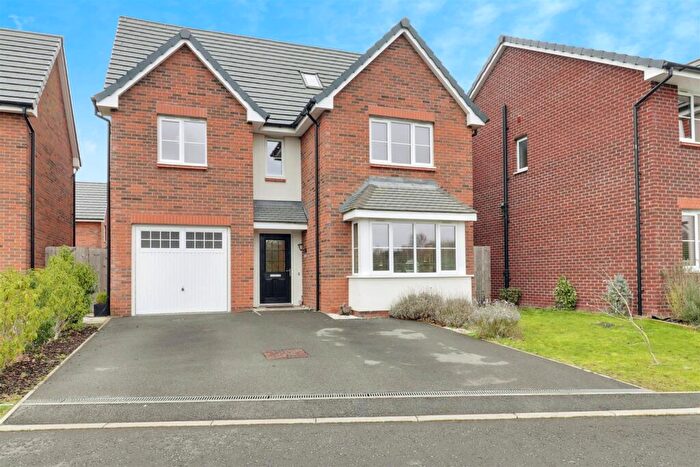 6 Bedroom Detached House For Sale In Crowson Drive, Alsager, ST7