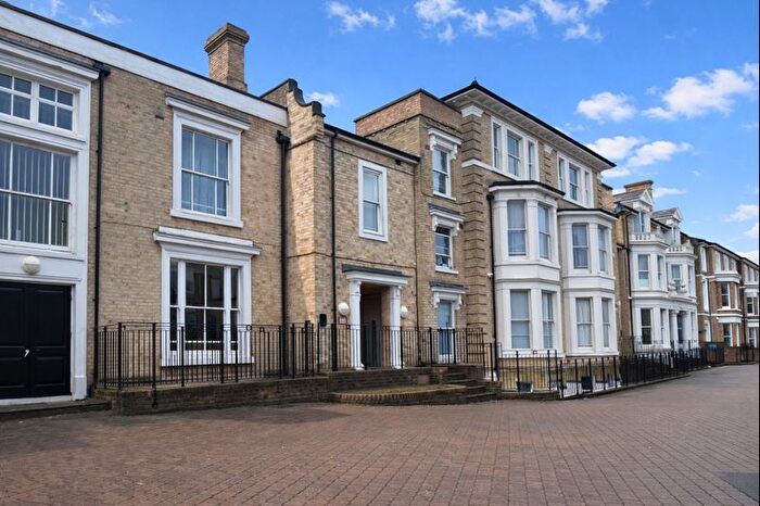 1 Bedroom Flat To Rent In Fonnereau Road, Ipswich, IP1