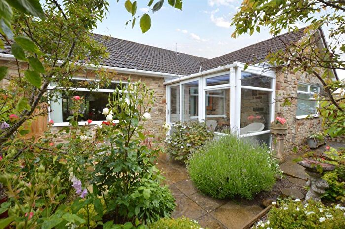 3 Bedroom Detached Bungalow For Sale In Annasgarth Close, Harmby, Nr Leyburn, DL8