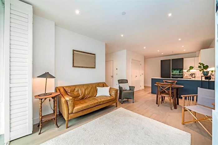 1 Bedroom Flat To Rent In Warman Walk, Greenwich, SE10