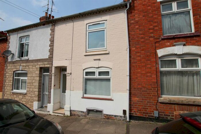 3 Bedroom Terraced House To Rent In Lower Hester Street, Northampton, NN2