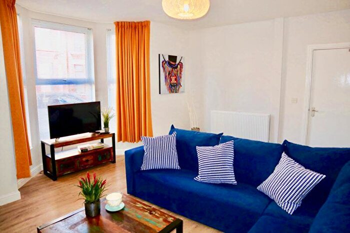 6 Bedroom Terraced House To Rent In Garmoyle Road, Liverpool, L15