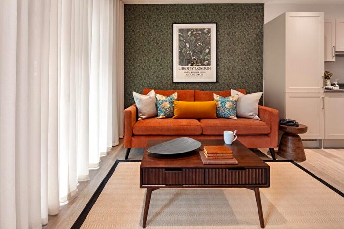 2 Bedroom Apartment For Sale In Greenway House, Melsetter Road, London, E17