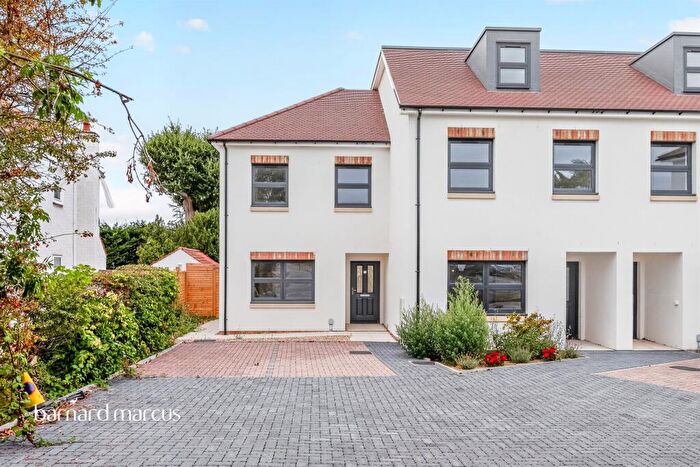3 Bedroom House To Rent In The Glade, Croydon, CR0
