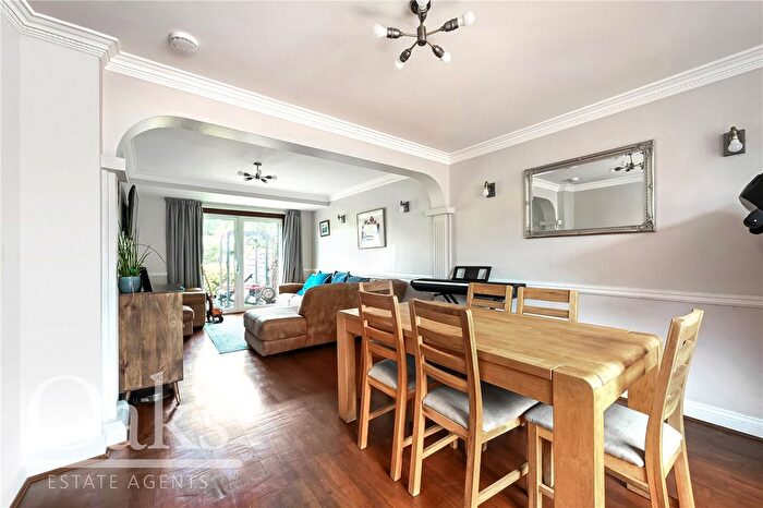 5 Bedroom Terraced House For Sale In Windermere Road, Streatham Vale, SW16