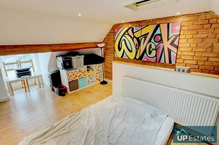 3 Bedroom Terraced House For Sale In Chapel Street, Bedworth, CV12
