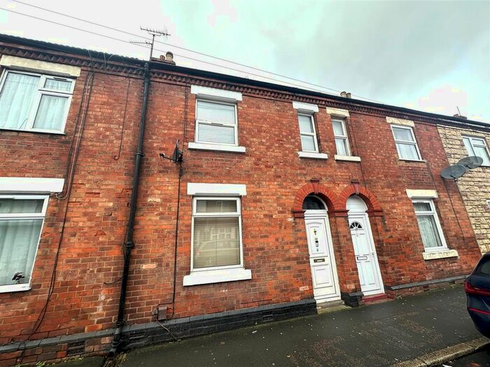 3 Bedroom Terraced House To Rent In Leavesden Road, Watford, WD24