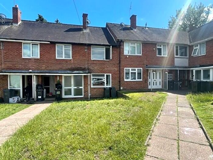 3 Bedroom House To Rent In Lakes Road, Erdington, B23
