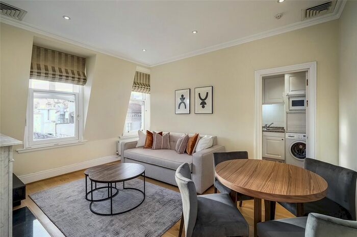 1 Bedroom Flat To Rent In Crusader House, Pall Mall, London, SW1Y