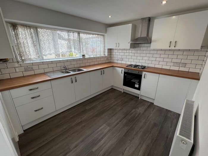 4 Bedroom End Of Terrace House To Rent In Whalley Court, Bootle, L30