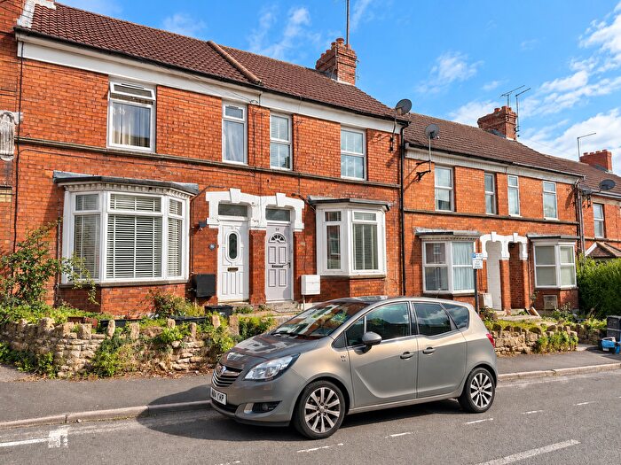 3 Bedroom Terraced House For Sale In Goldcroft, Yeovil, BA21