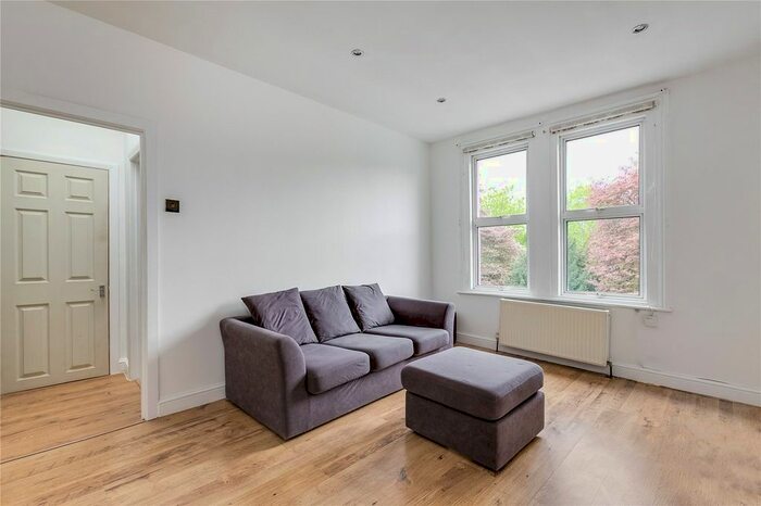1 Bedroom Flat To Rent In Fulham Palace Road, London, SW6