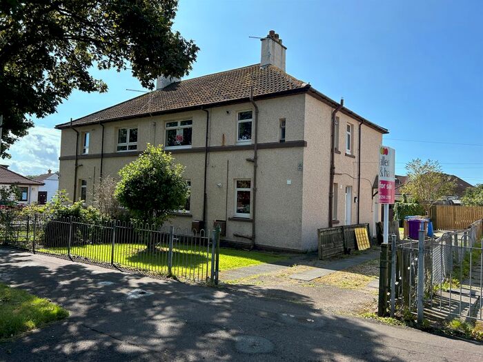 2 Bedroom Flat For Sale In Dundonald Road, Dreghorn, Irvine, KA11