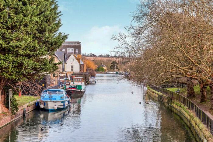 2 Bedroom Apartment To Rent In Amwell End, Ware, SG12