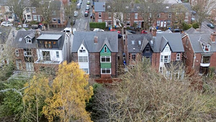 4 Bedroom Flat For Sale In Cliffefield Road, Meersbrook, Sheffield, S8